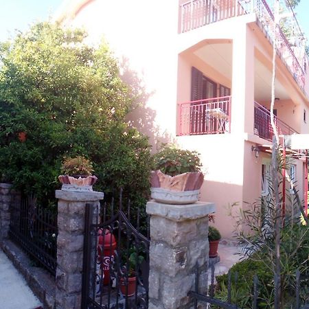 Apartments Kovacevic Petrovac Exteriör bild